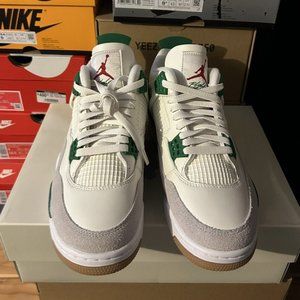 Jordan 4 Retro SP x Nike SB Mid Pine Green